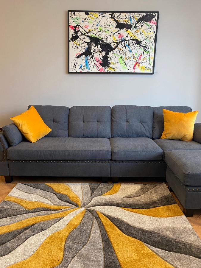 Stylish 2 Bed Apt, 2 Minute Walk From The Beach. * Sheringham